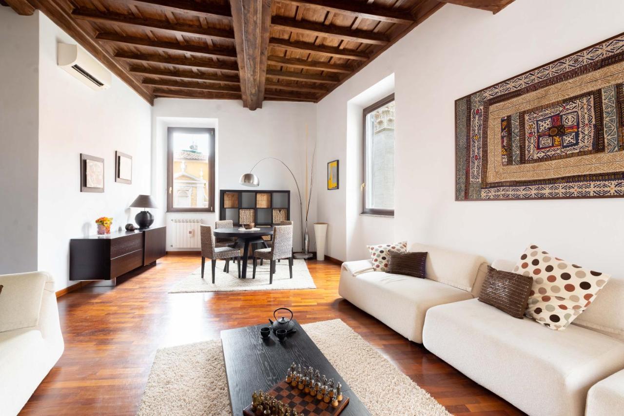 Trevi Fountain Square View Luxury Appartamento *