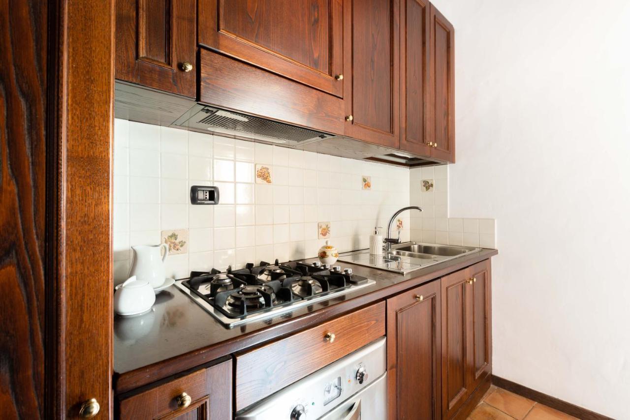 Trevi Fountain Square View Luxury Appartamento *